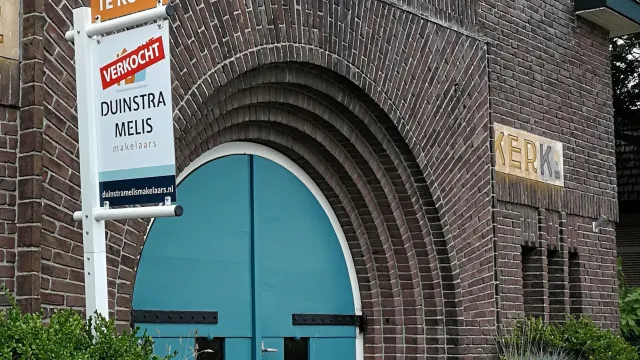 Kirche zum Verkauf (Foto: Ella de Groot)