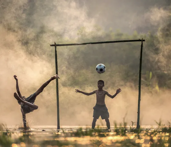 Fussball spielende Kinder (Foto: Pixabay) Fussball spielende Kinder (Foto: Pixabay)