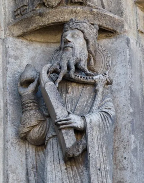 David mit der Harfe (Chartres) ck (Foto: Christoph Knoch)