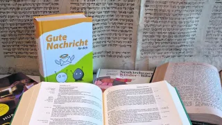 14-07 Bibeln (Foto: Christoph Knoch)